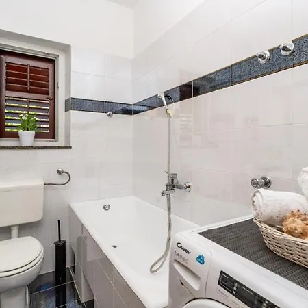 Dadic By Guide Obuljeno